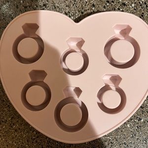 Ring silicone ice tray and sleep mask